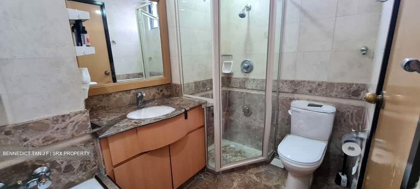 Regent Heights (D23), Condominium #556277981